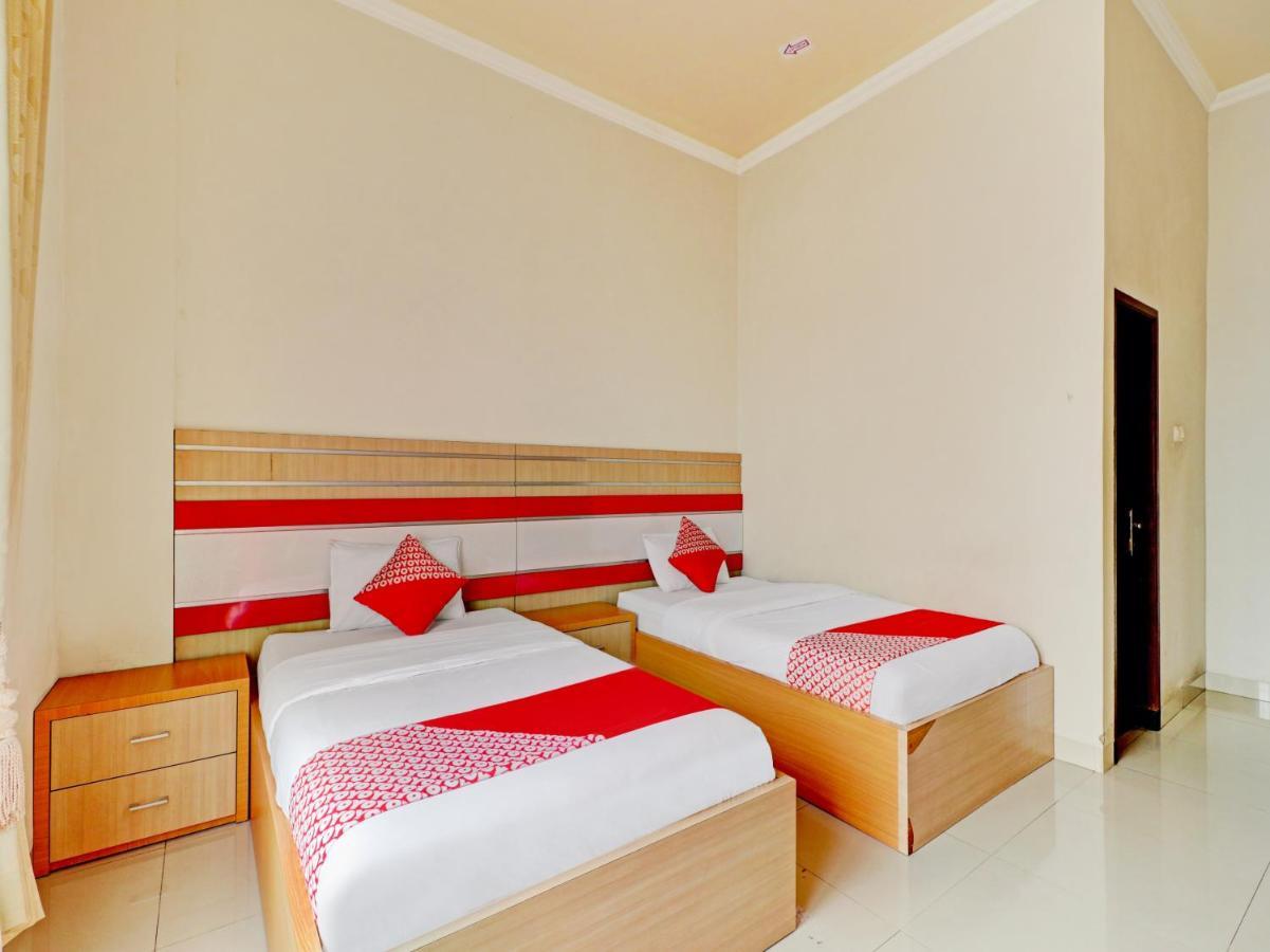 Oyo 90347 Hotel Srikandi Syariah Tasikmalaya Luaran gambar